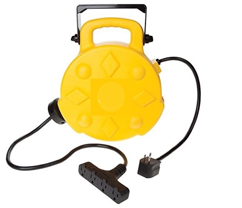 4-outlet retractable power electrical reel with indoor style receptacles,  length: 40 ft, wire type: SJTW, gauge: 12/3, plug: 5-15P, 3 receptacle:  5-15R, 1875 watts, UL listed 40-ft. 12/3 SJT, 15 Amp 12 awg gauge